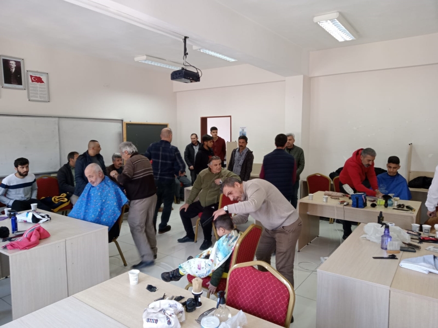 Depremzedelere kuaförlük hizmeti  
