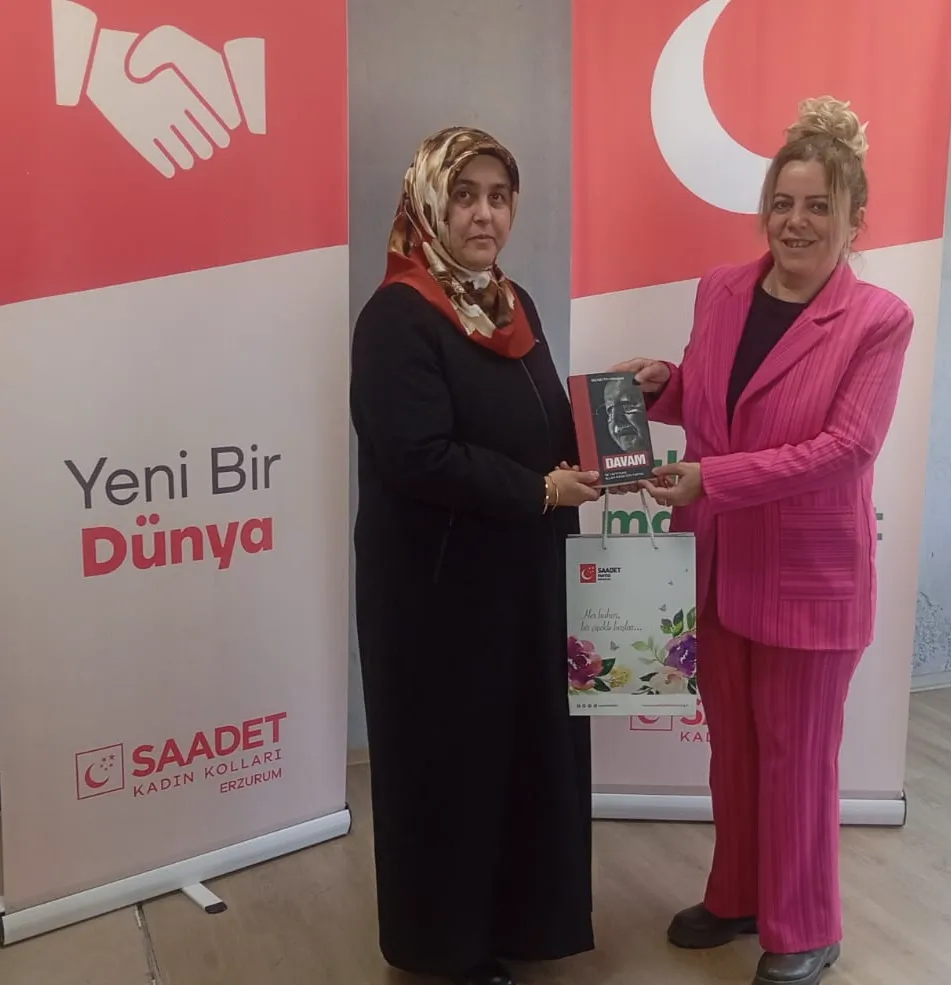 SAADET PARTİSİ GAZETECİLERİ UNUTMADI 