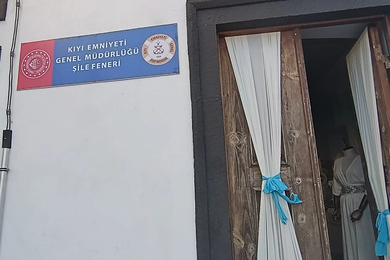 Tarihi fenerde ticaret tepkisi! Şile Feneri’nde Şile Bezi satışına tepki