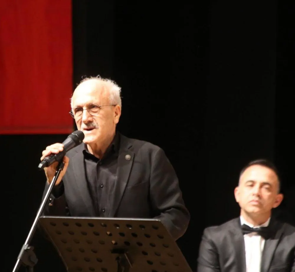 Yönetmen Şef Erzurum’un Kültür Elçisi Sıtkı Sahil’den Konser
