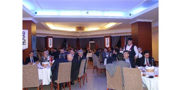 ERZURUM?DA GENÇ MÜSİAD İSTİŞARE VE BAŞKANLAR TOPLANTISI...