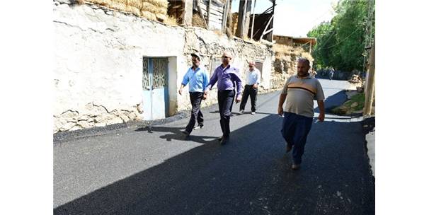 ÇAYIRTEPE?LİLER İLK KEZ GÖRDÜKLERİ ASFALTI DEĞERLENDİRDİLER;