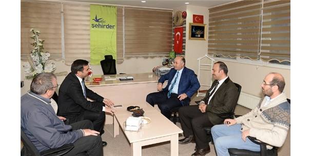 VALİ AZİZOĞLU?NDAN STK?LARA ZİYARET