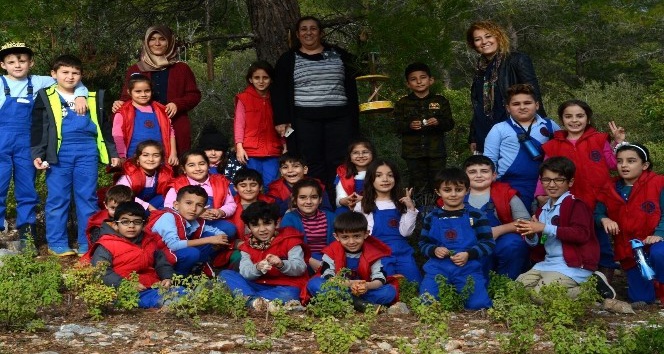 20 bin öğrenci kuşlar için seferber oldu