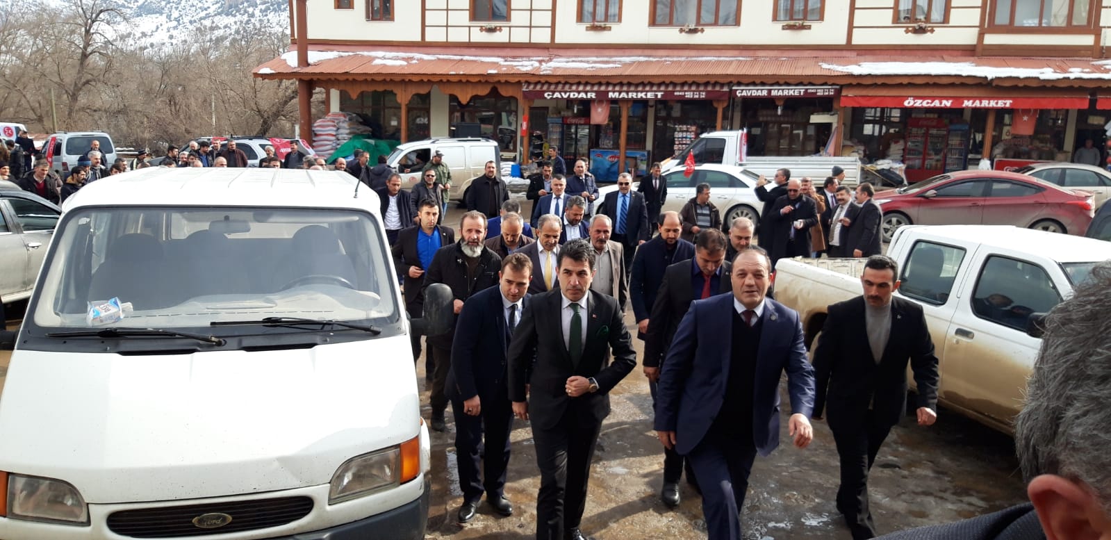 İSPİR`DE MHP`YE YOĞUN İLGİ